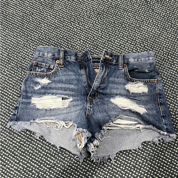 AEROPOSTALE Medium wash High-Rise Denim Shorty Shorts - Picture 1 of 2